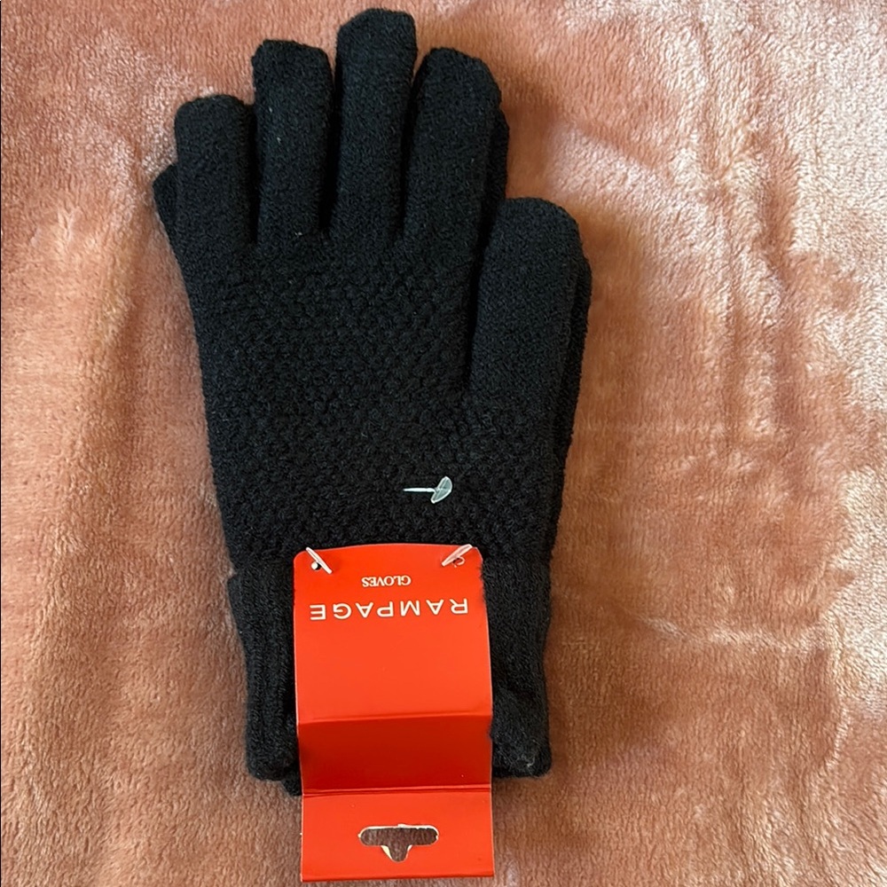 Rampage Black Gloves with Textured Grip and Reinforced Design